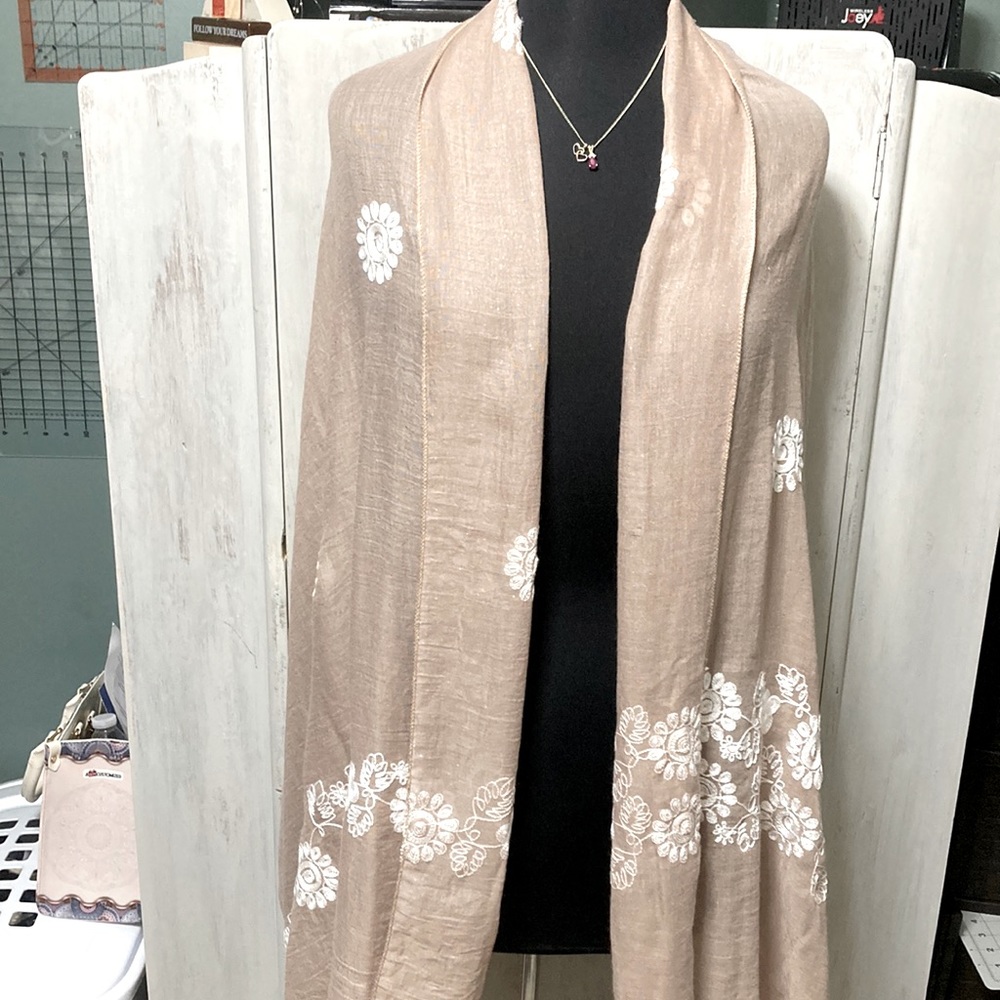 Scarf, shoulder covering and head dress